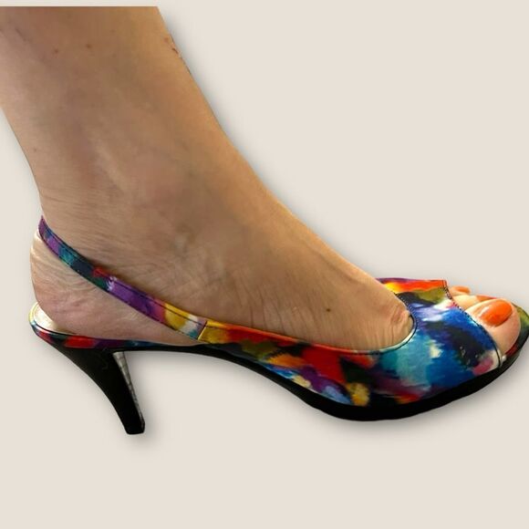 Multi color heels size 7 - Picture 5 of 7